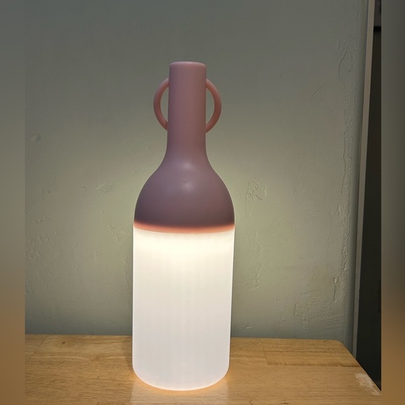 Elo Hanging lantern. Warm White LED Light. Brand New In Box. - Picture 10 of 14